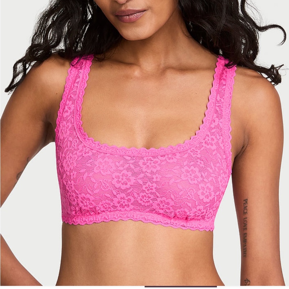 Victoria's Secret Lace Scoop Bralette and Panty Set - Fuchsia